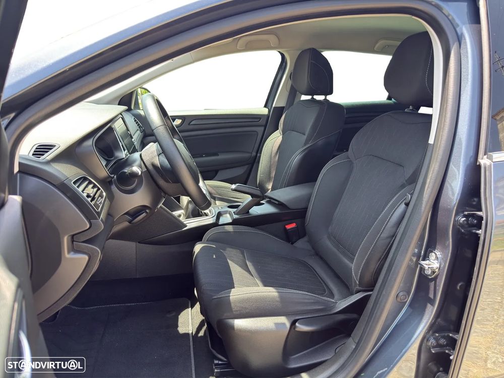 Renault Mégane Sport Tourer 1.5 dCi Limited - 12