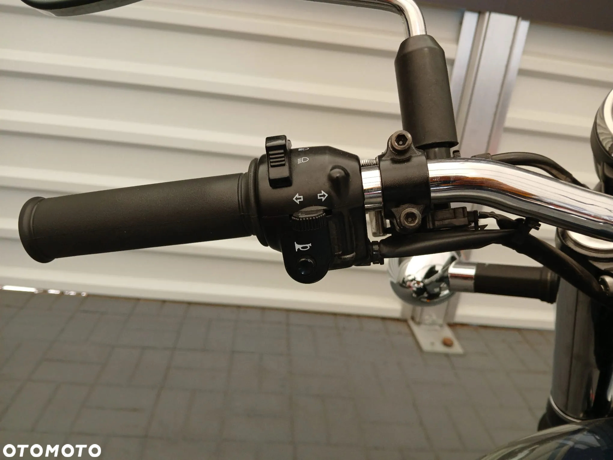 Kawasaki Inny - 7