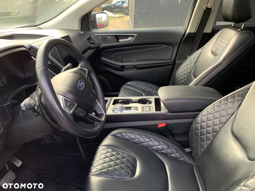 Ford Edge - 13