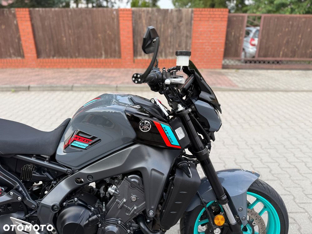 Yamaha MT - 7