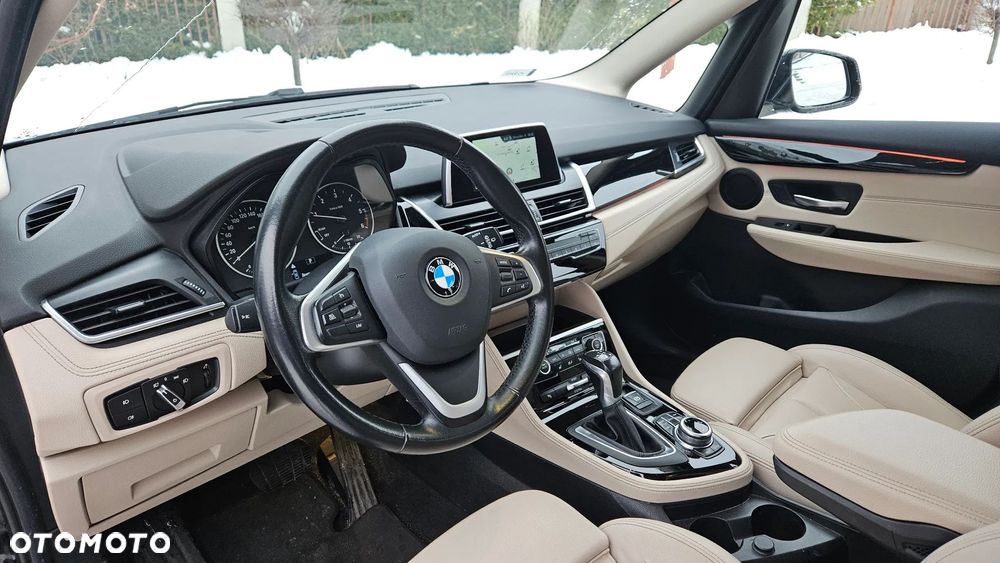 BMW Seria 2 218d Luxury Line - 13
