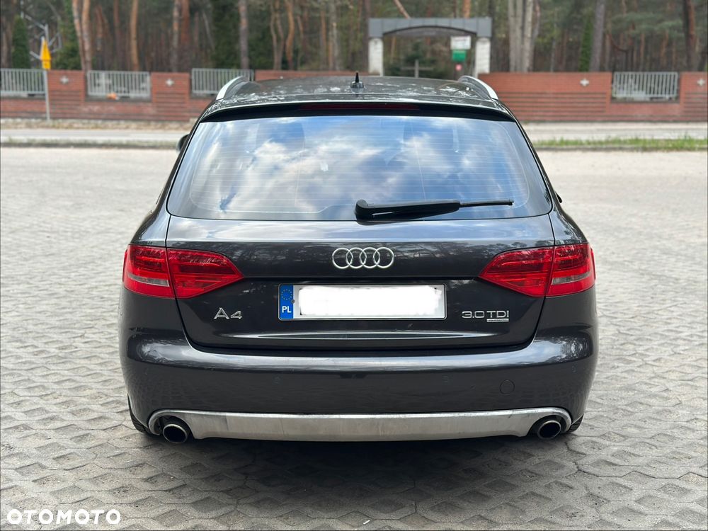Audi A4 Avant - 8