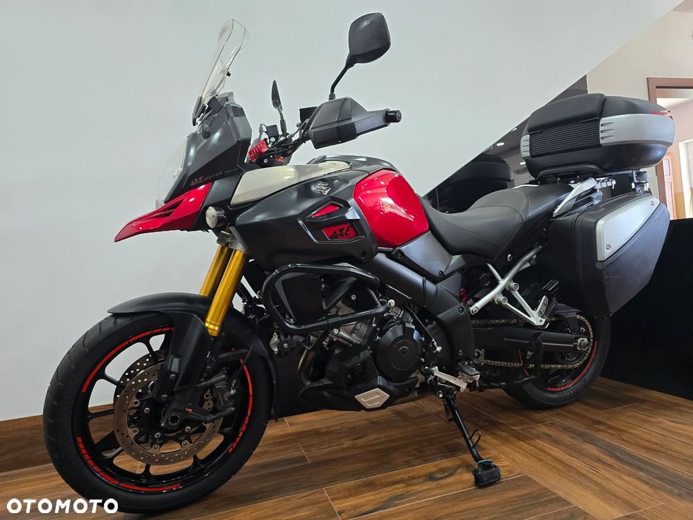 Suzuki DL - 6