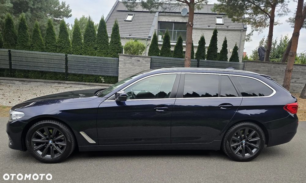 BMW 5 Series 2020 photo 2