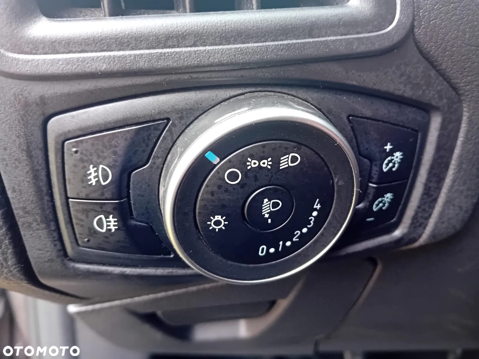 Ford Focus 1.6 Trend - 21