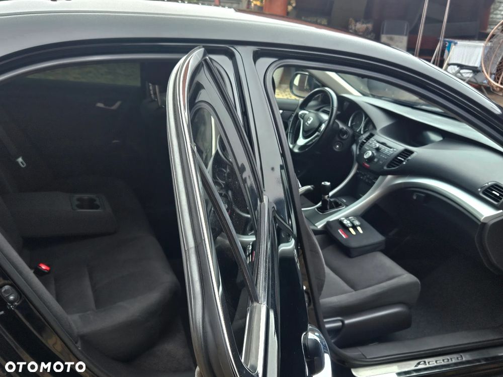 Honda Accord 2.0 Executive - 7