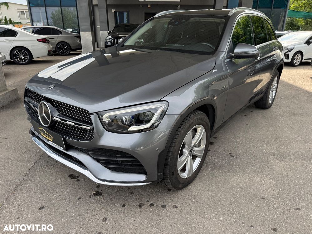 Mercedes-Benz GLC 300 de 4Matic 9G-TRONIC AMG Line - 2