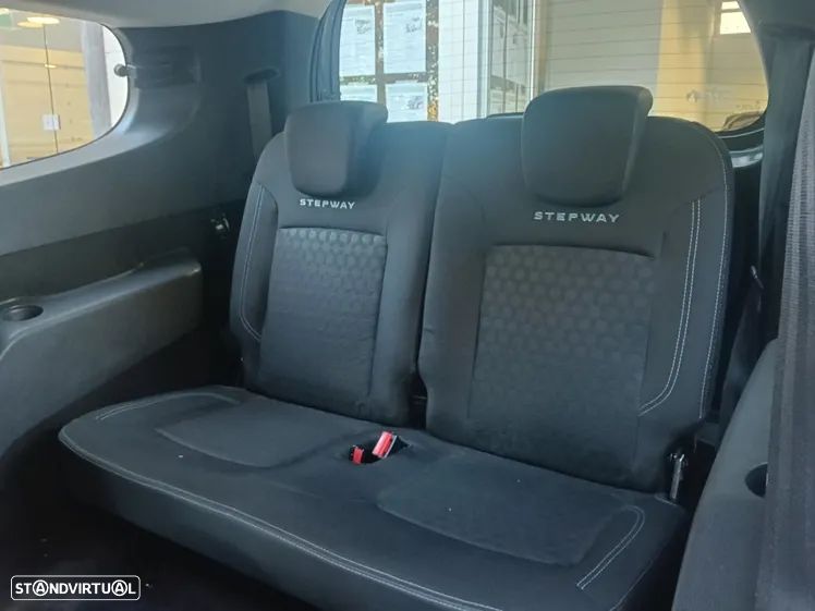 Dacia Lodgy TCe 115 Stepway - 53