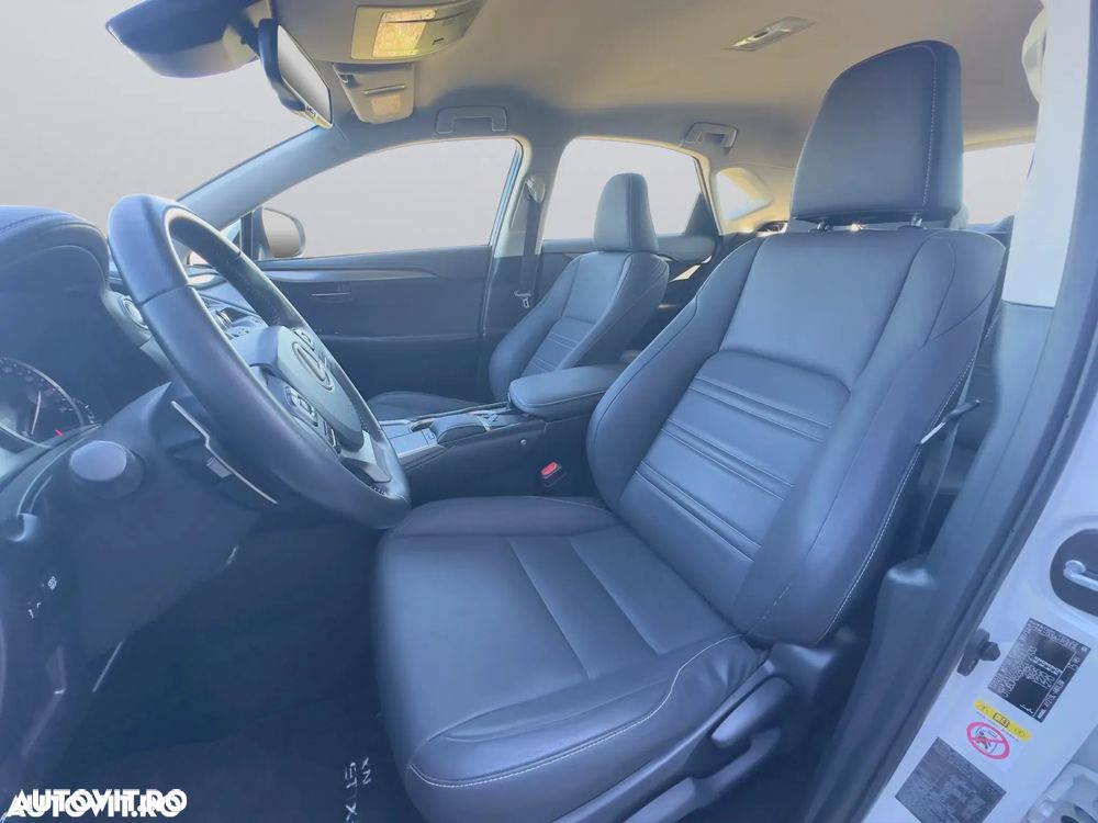 Lexus Seria NX 300h AWD Executive Plus - 14