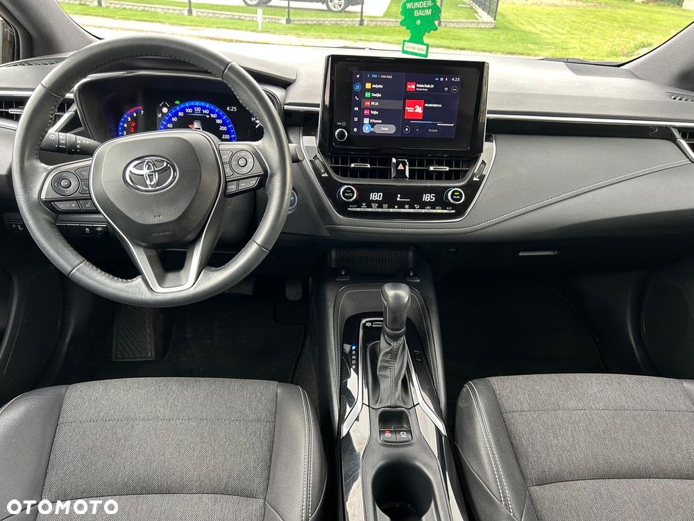 Toyota Corolla 1.8 Hybrid Comfort - 9