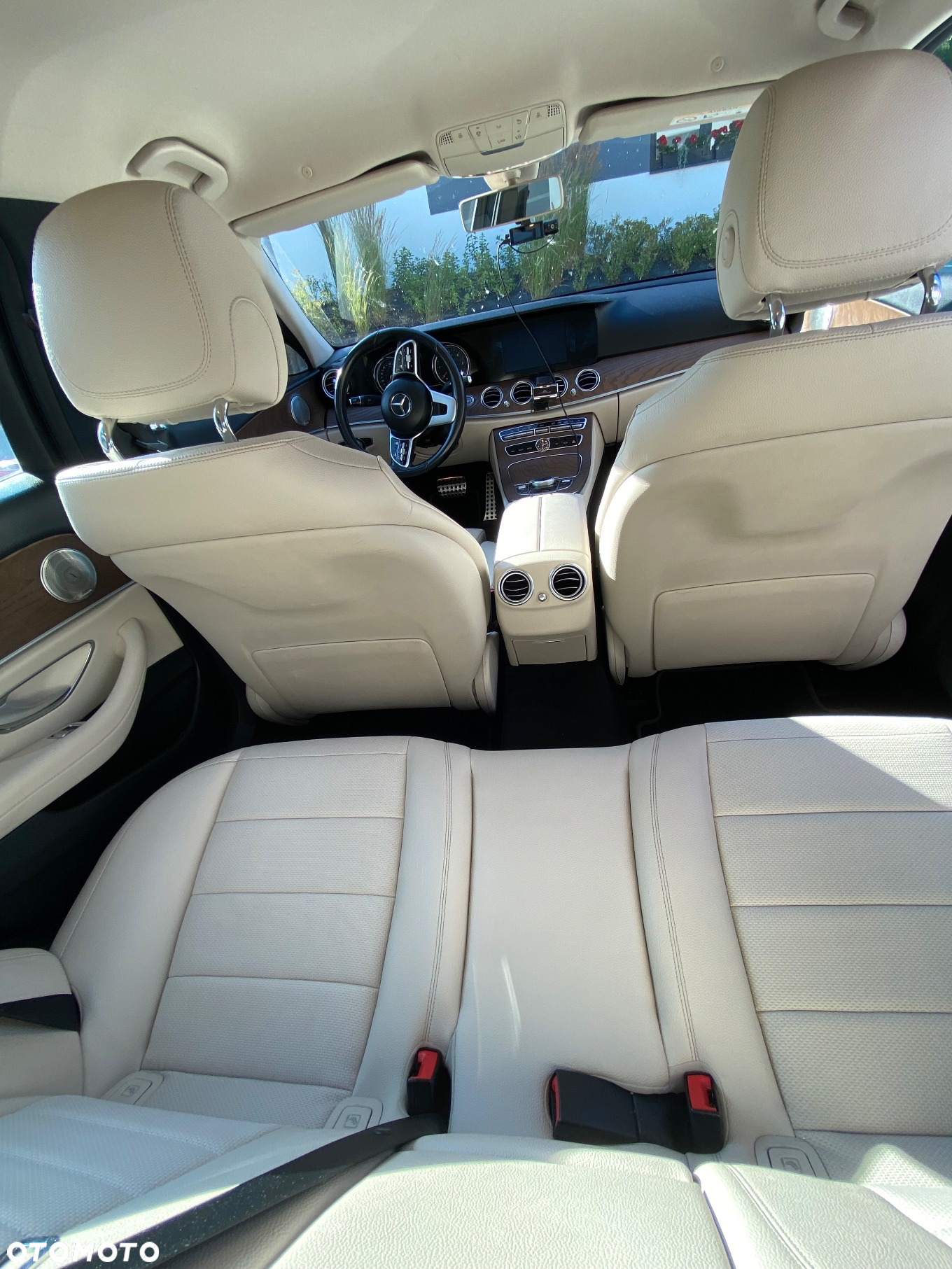 Mercedes-Benz Klasa E 220 d 9G-TRONIC - 18