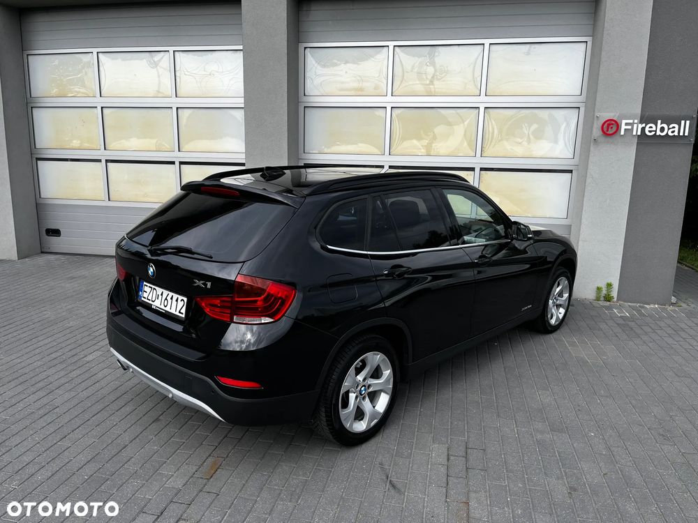 BMW X1 xDrive18d Sport Line - 6