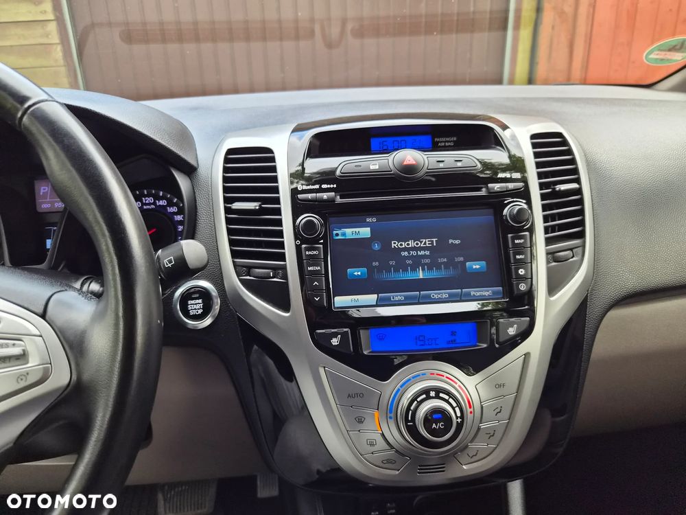 Hyundai ix20 1.6 Premium - 18