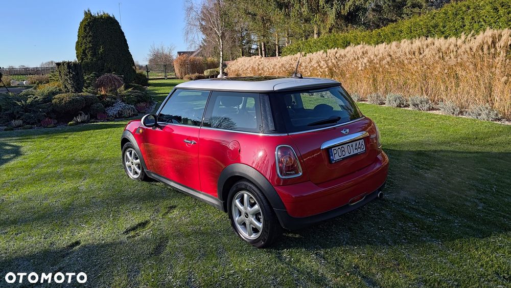 MINI Cooper 50 Mayfair - 2