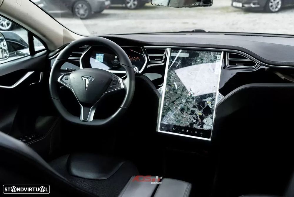 Tesla Model S 85 - 15