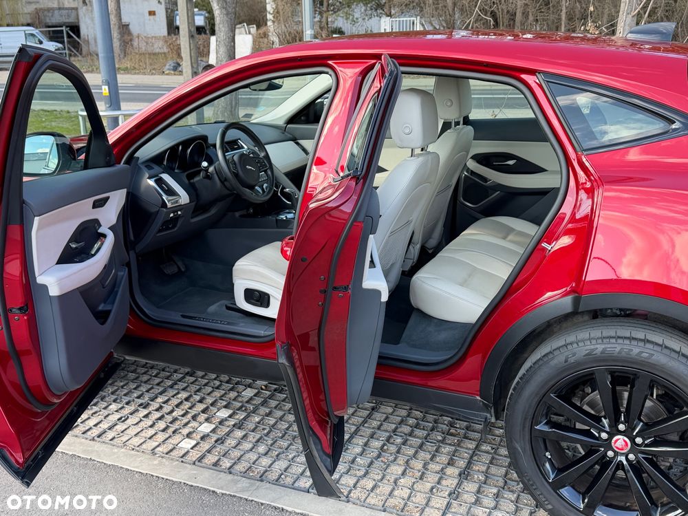 Jaguar E-Pace 2.0 i4P AWD SE - 10