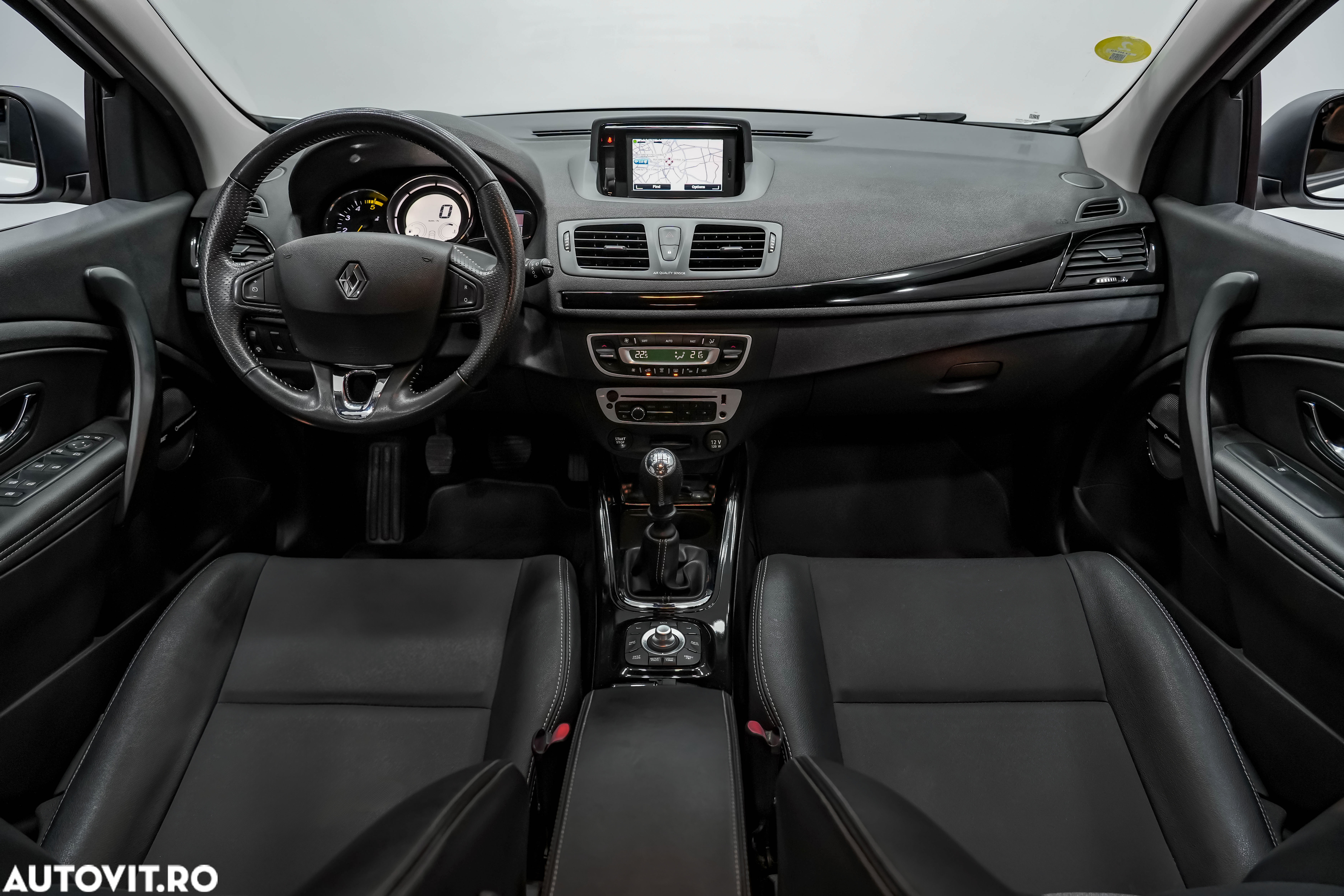 Renault Megane ENERGY dCi 110 Start & Stop Bose Edition - 7