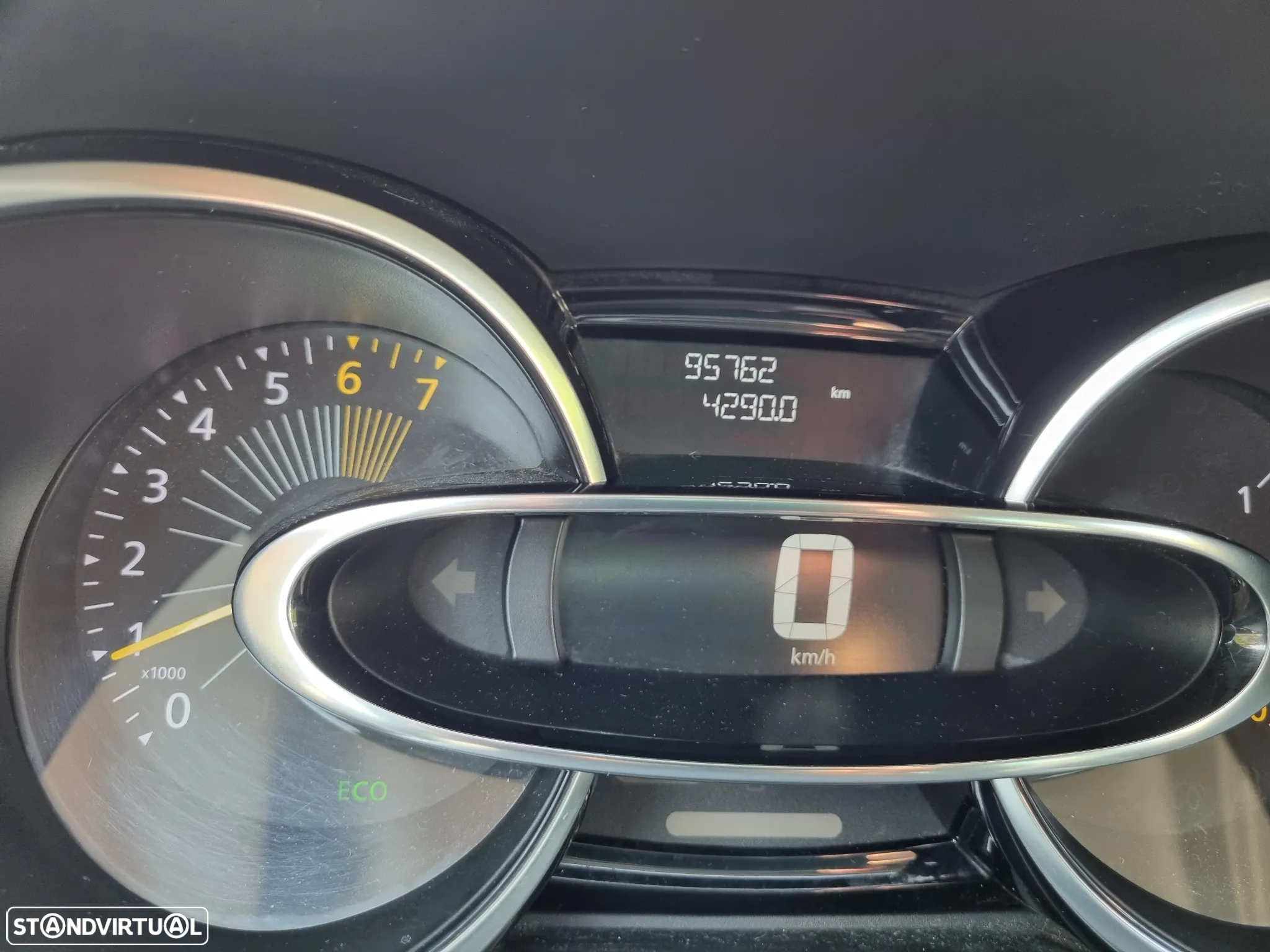 Renault Clio Sport Tourer 0.9 TCE Confort - 3