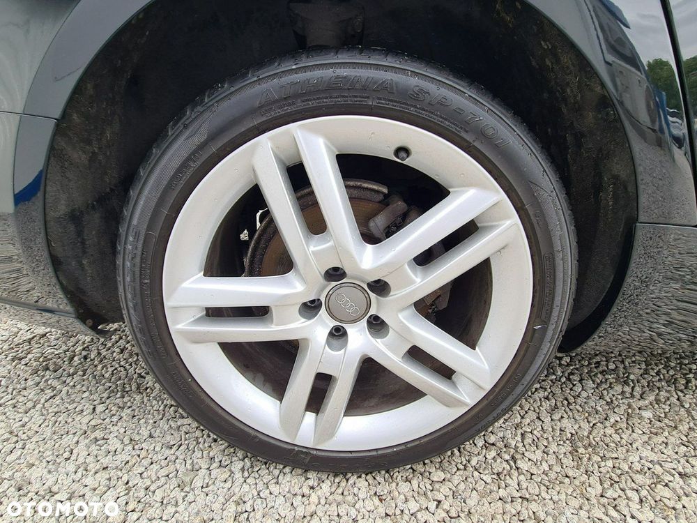 Audi A6 Avant 3.0 TDI Multitronic - 32