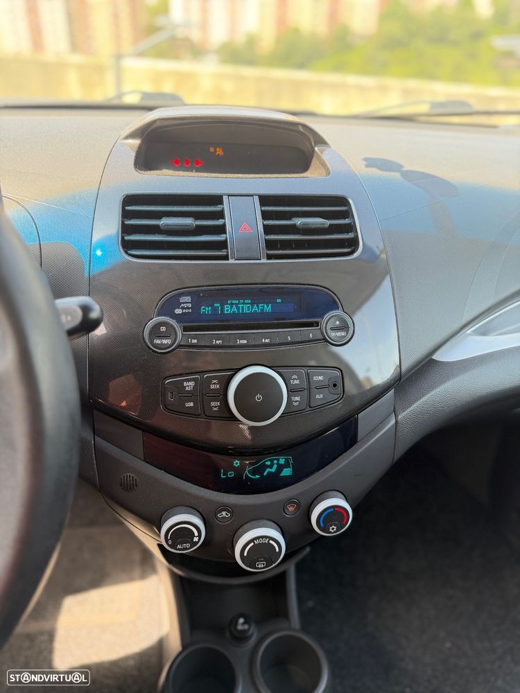 Chevrolet Spark 1.2 LT - 12