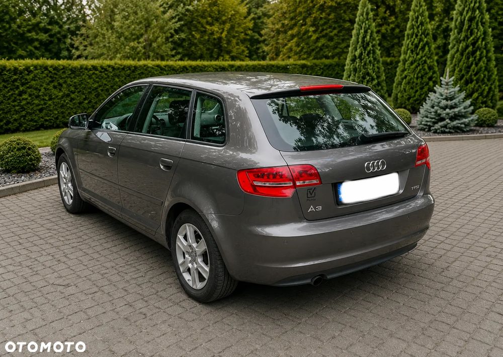 Audi A3 Sportback - 3