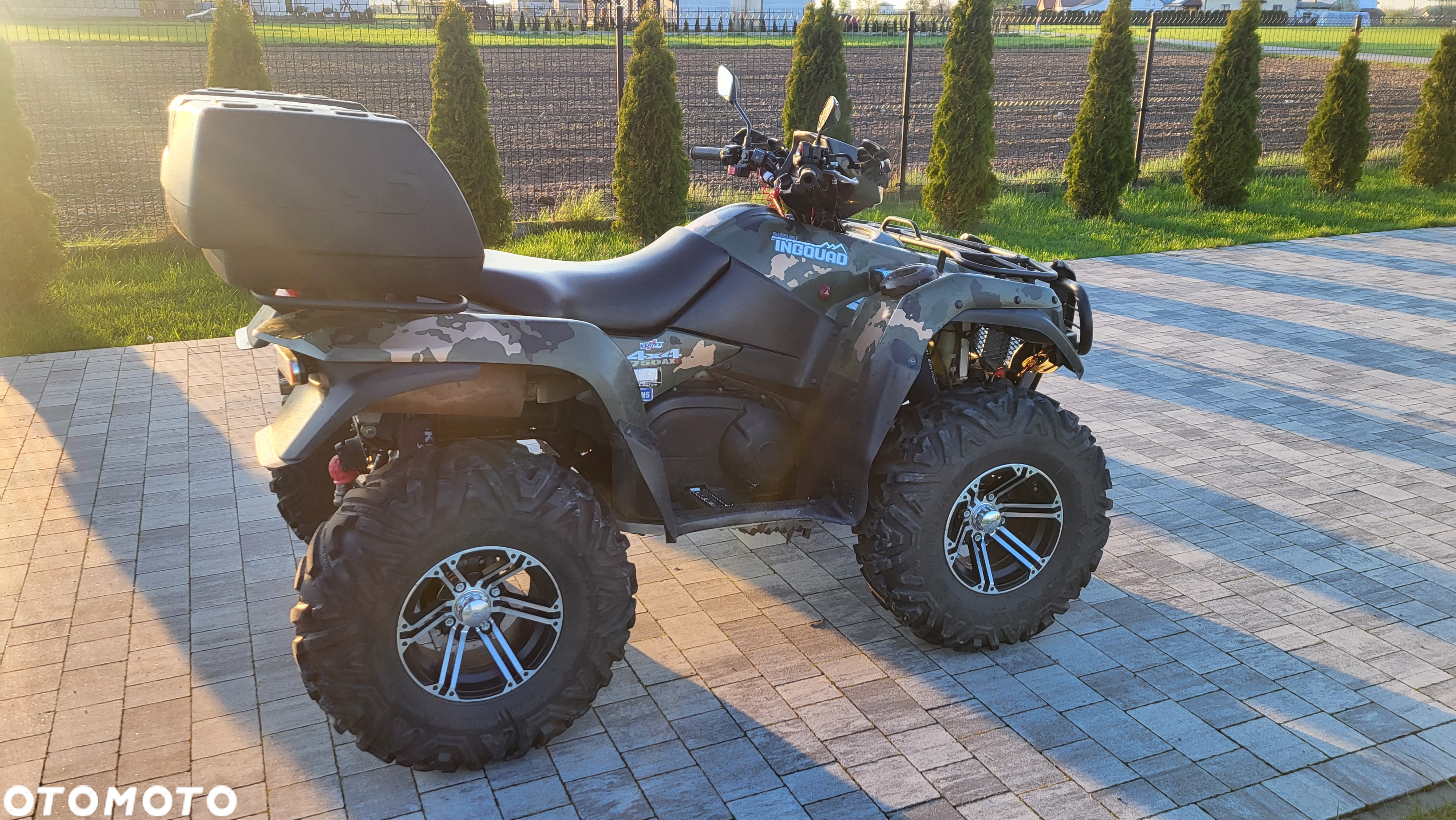 Suzuki Kingquad - 6