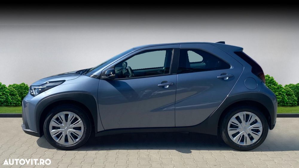 Toyota Aygo X 1.5l HEV 116CP Active - 2