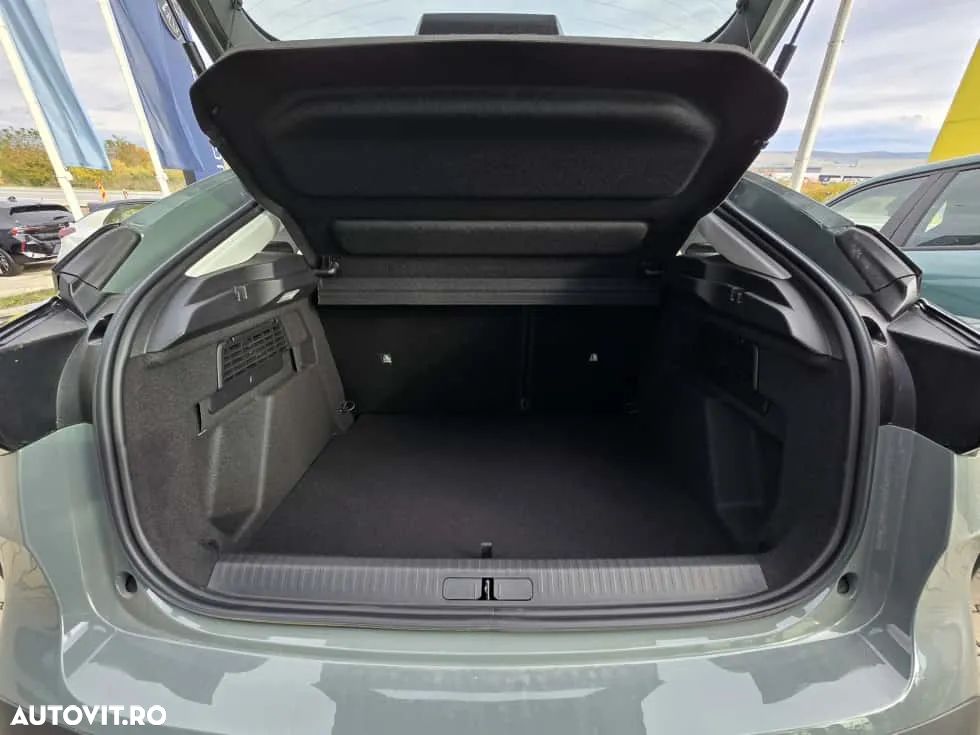 Citroën C4 1.2 136 eDCT6 MHEV PLUS - 12