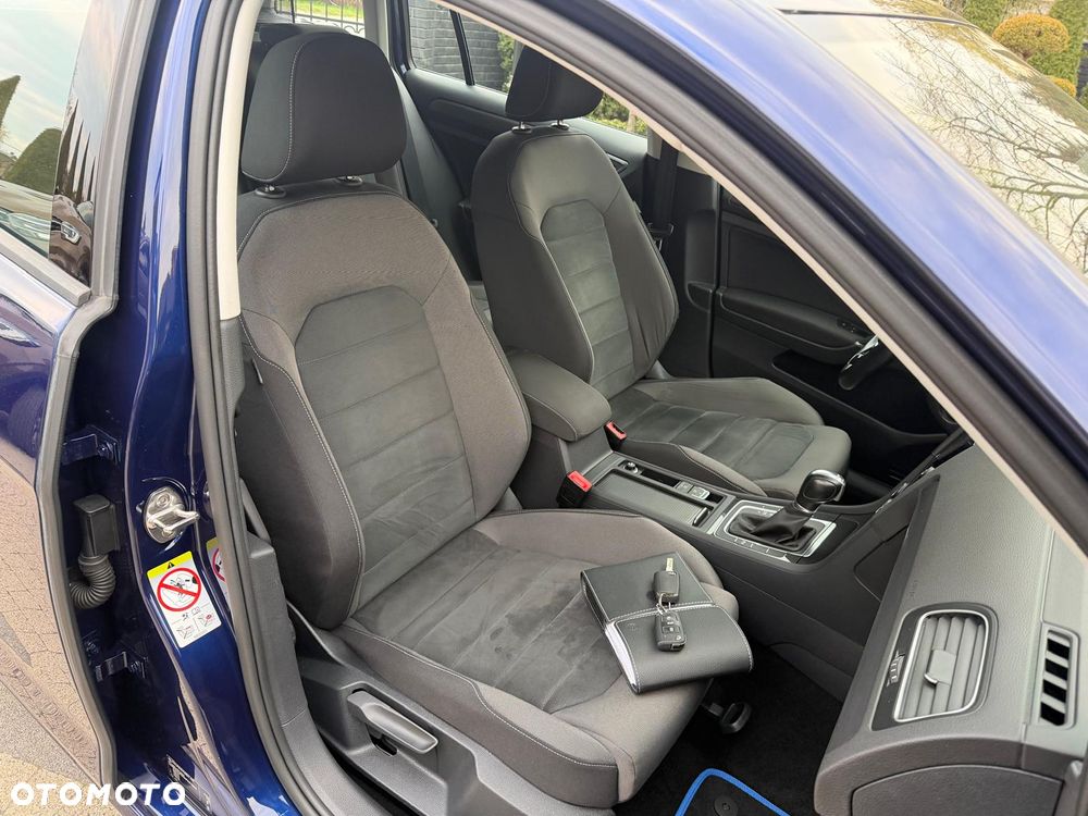 Volkswagen Golf 2.0 TDI SCR 4Motion DSG Highline - 7