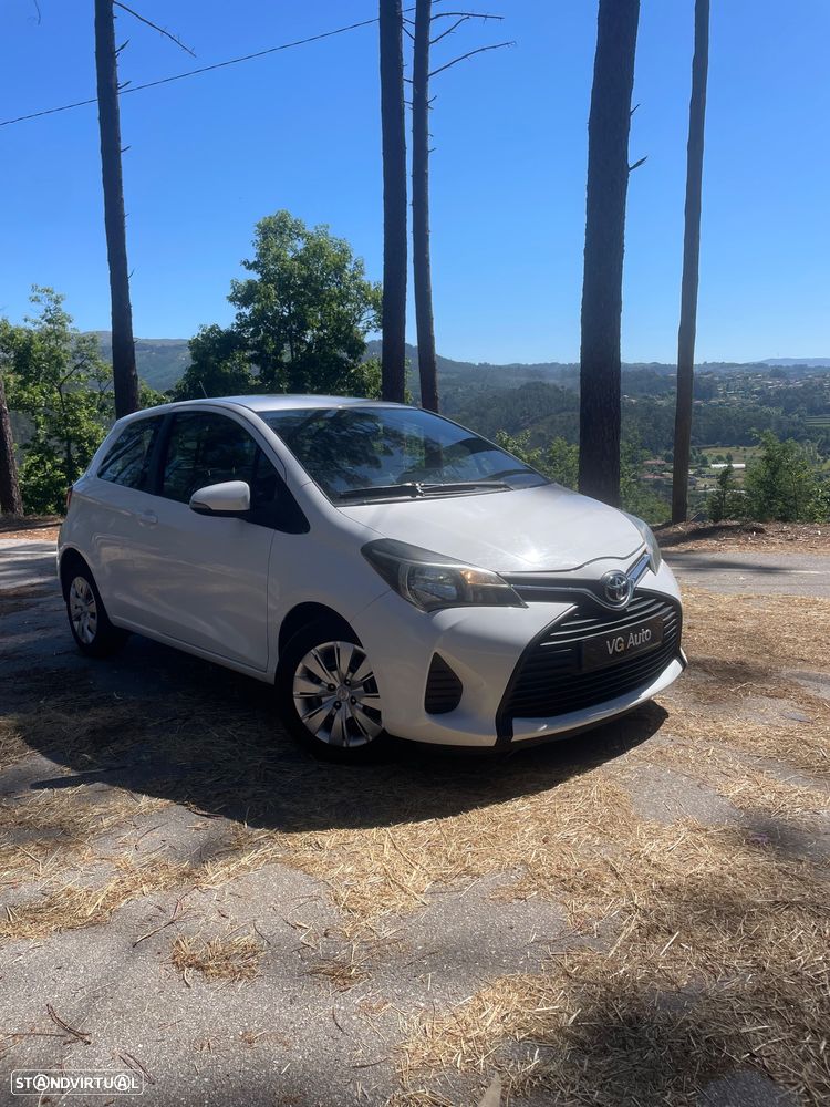 Toyota Yaris - 1