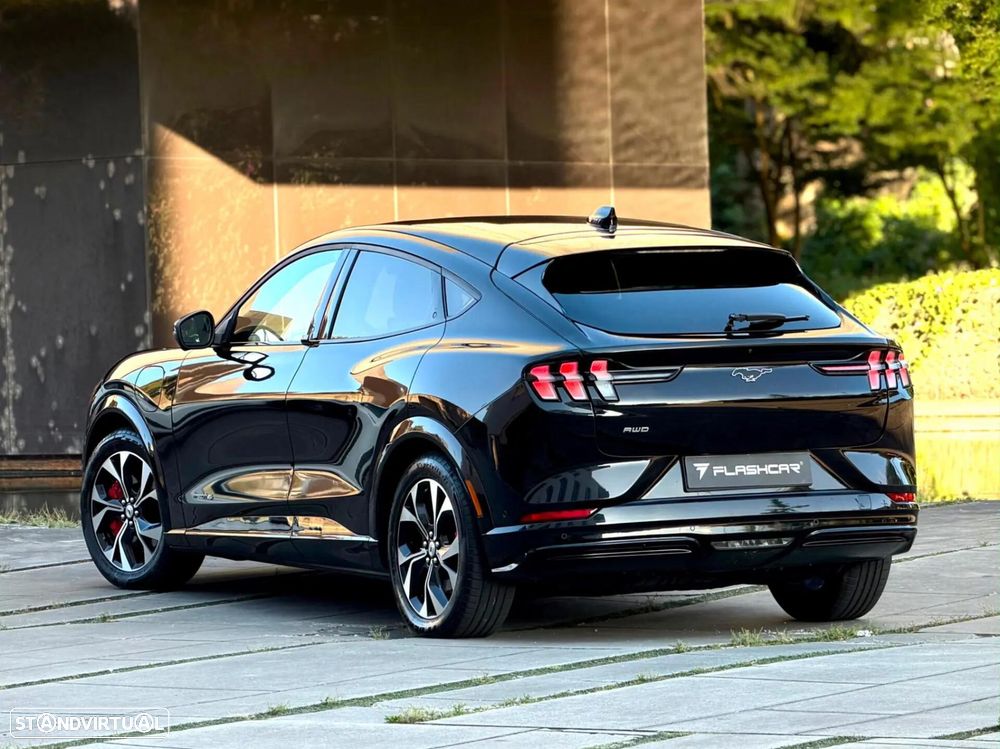 Ford Mustang Mach-E - 56