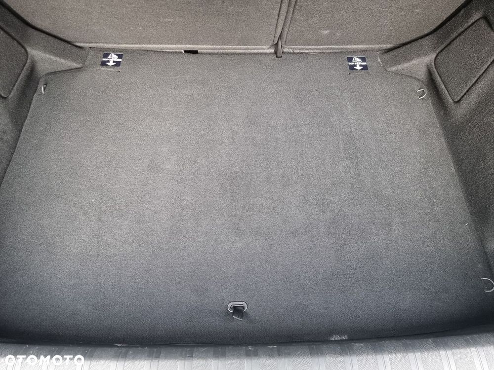 Peugeot 308 1.2 PureTech Active Pack S&S - 23