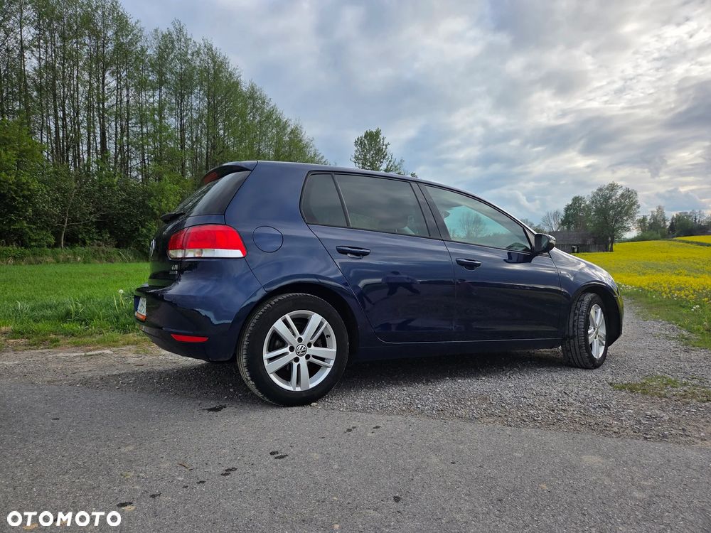 Volkswagen Golf 1.6 TDI DPF MATCH - 4