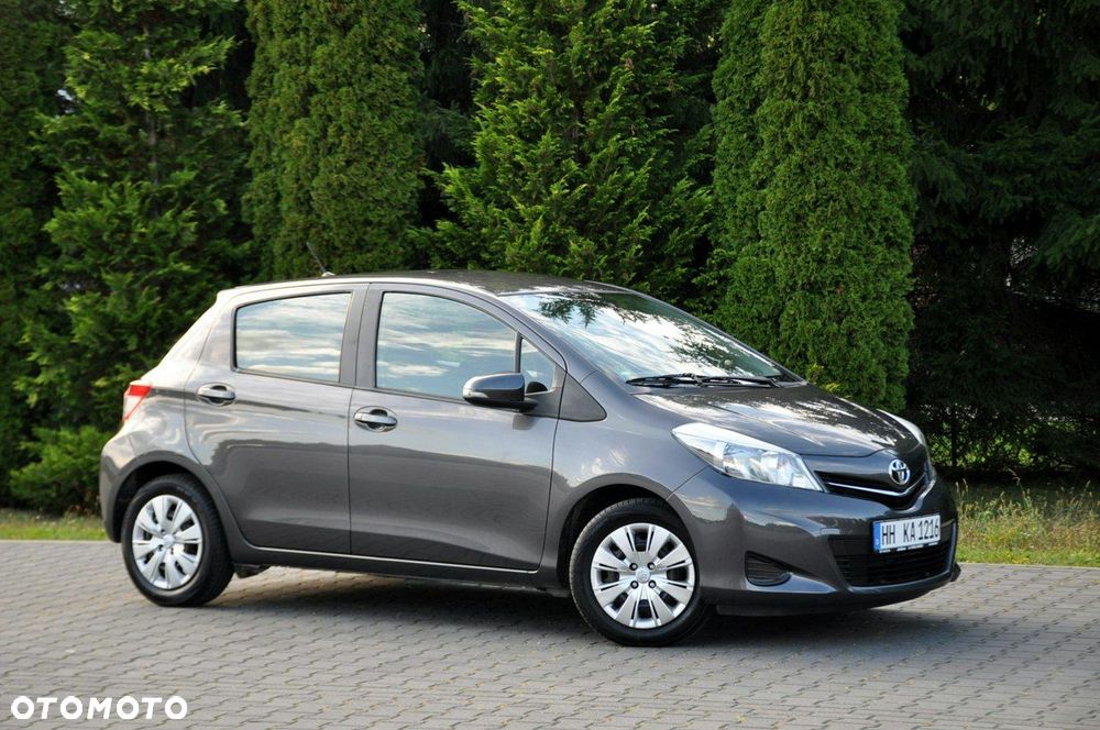 Toyota Yaris - 4