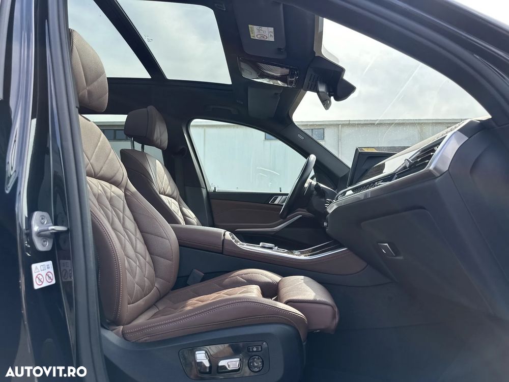 BMW X5 xDrive50e - 12