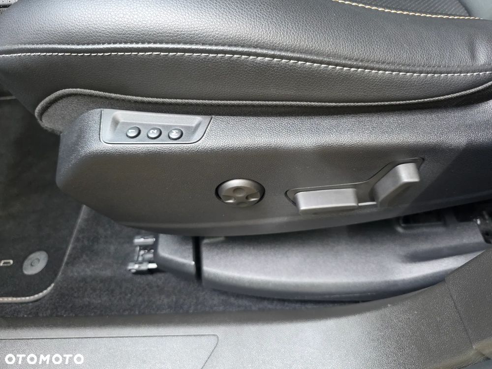 Opel Grandland 1.6 T PHEV 4x4 GS Line - 13