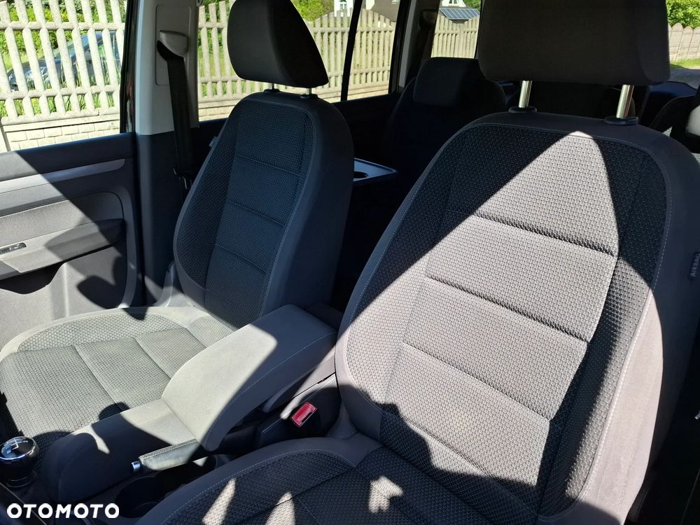 Volkswagen Touran 1.6 TDI DPF BlueMot Trendline - 22