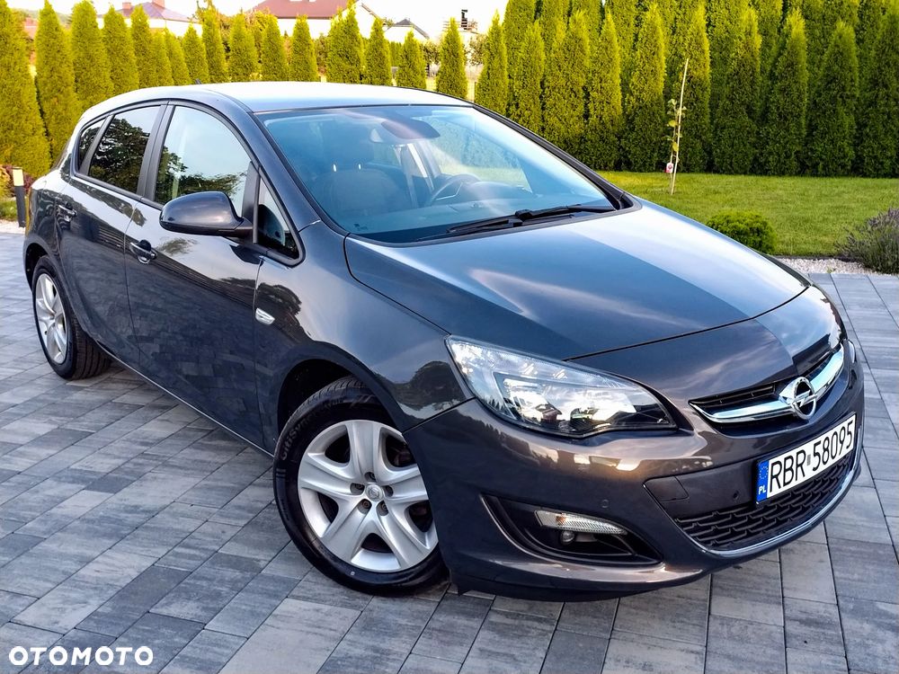 Opel Astra 1.4 Turbo Innovation - 1