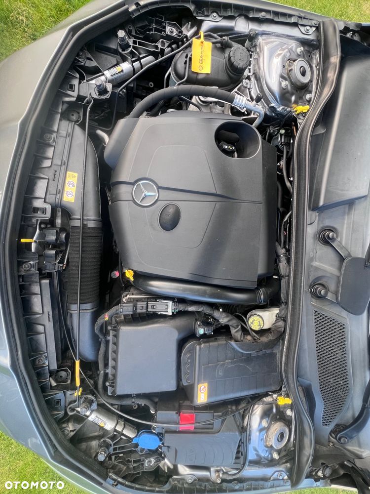 Mercedes-Benz CLA 220 CDI 7G-DCT - 23