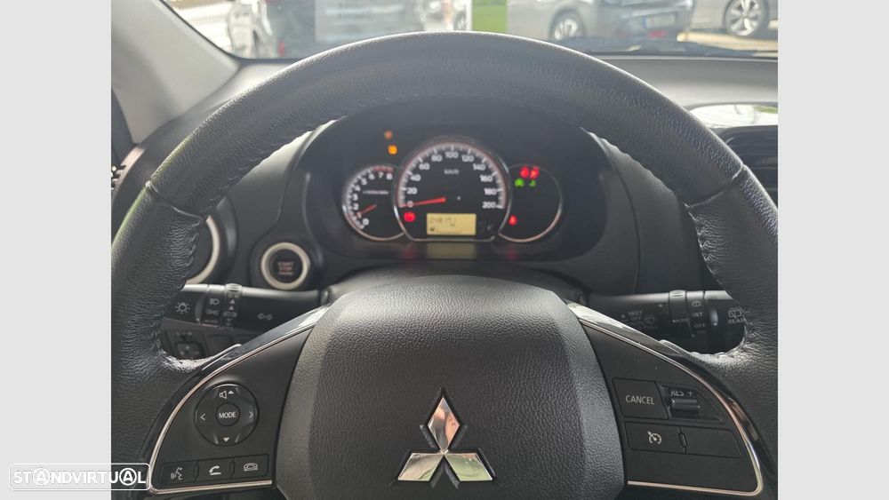Mitsubishi Space Star 1.2 Connect Edition - 12