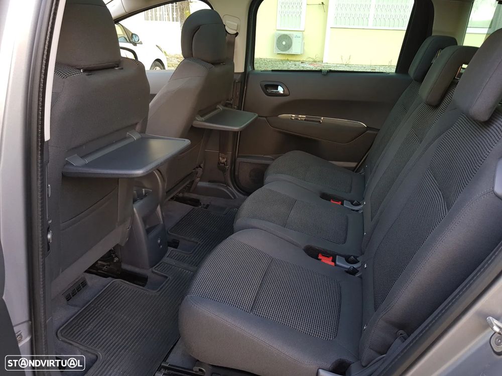 Peugeot 5008 1.6 BlueHDi Allure J17 - 28