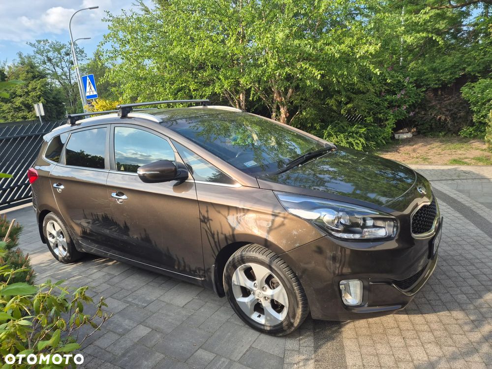 Kia Carens 2.0 GDI L 7os - 8