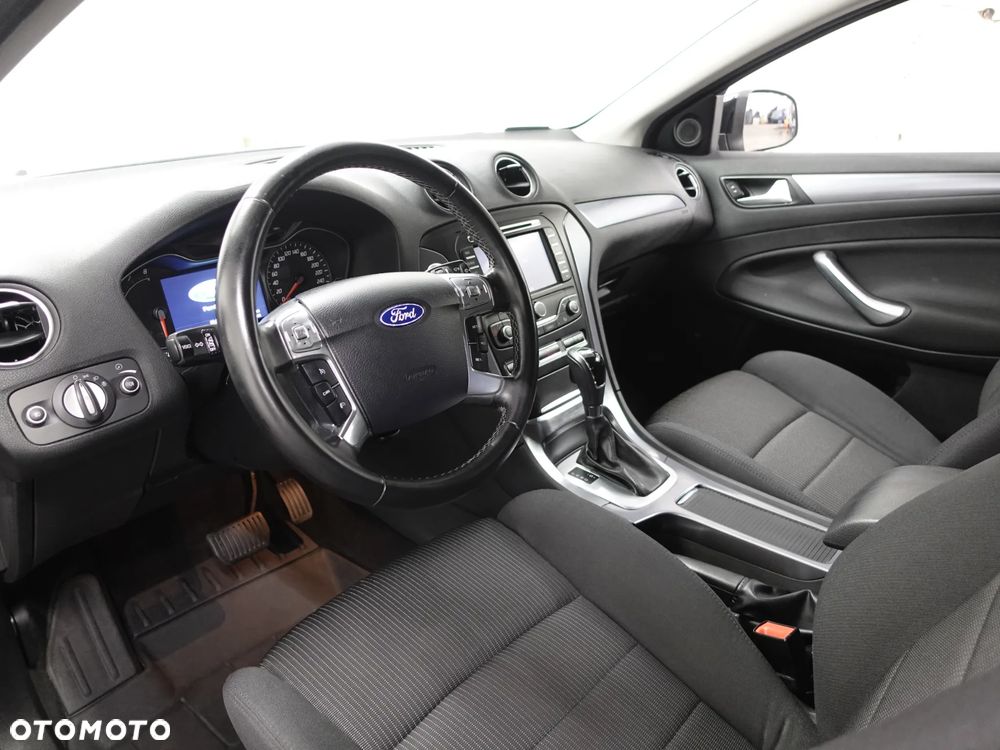 Ford Mondeo - 19