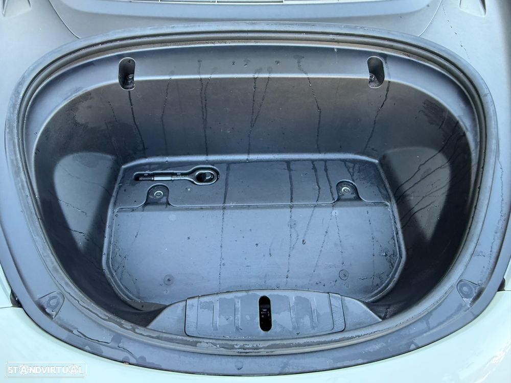Tesla Model 3 Standard RWD Plus - 36