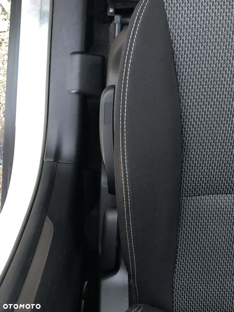 Suzuki SX4 1.6 Premium - 20