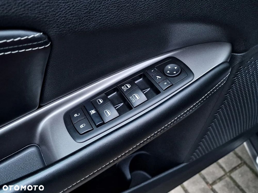 Fiat Freemont 2.0 Multijet 16V DPF Automatik Allrad Cross - 14