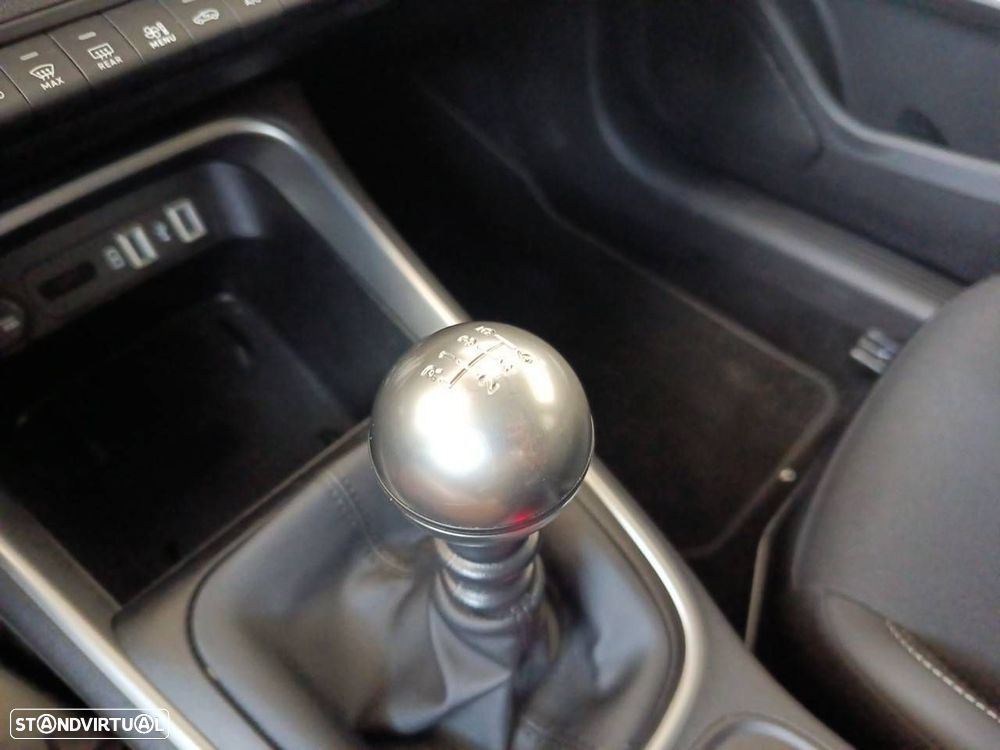 Jeep Avenger 1.2 TG Altitude - 18