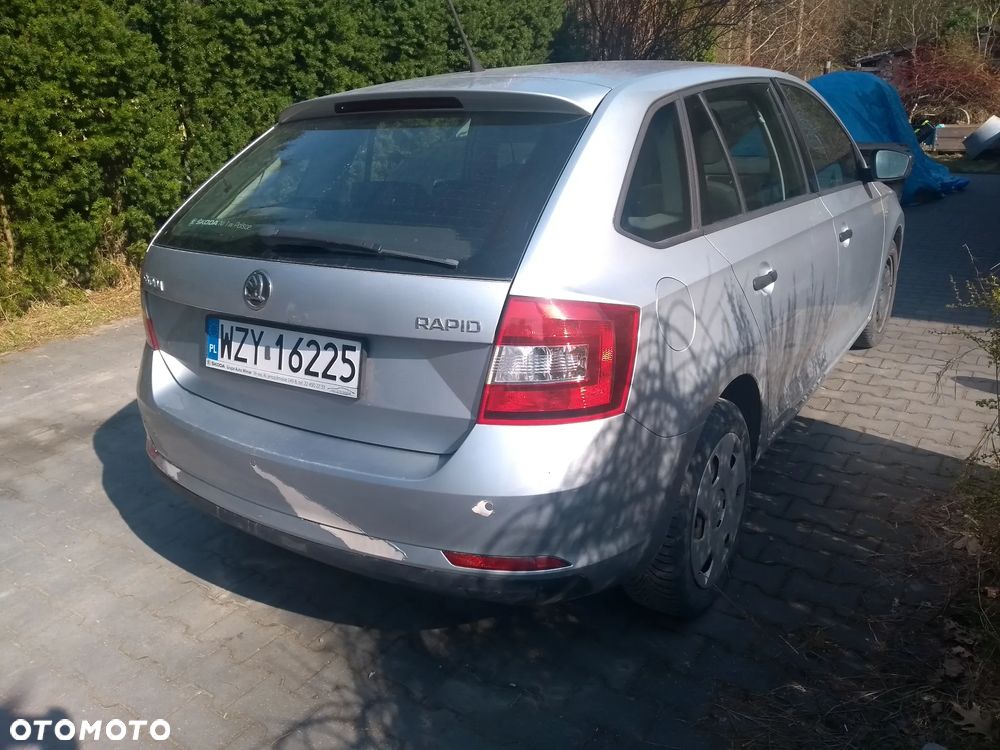 Skoda RAPID 1.2 TSI Active - 3