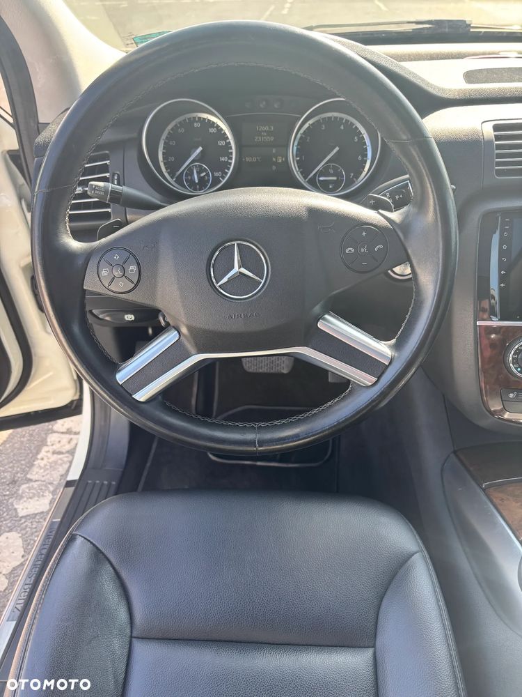 Mercedes-Benz Klasa R 350 4Matic 7G-TRONIC - 14