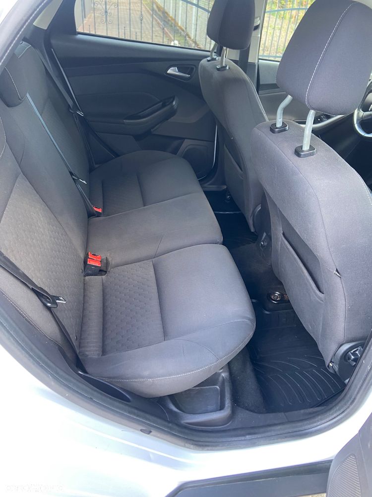 Ford Focus 1.6 TDCi DPF Trend - 18